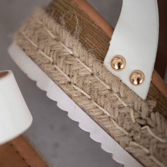 WeeBoo On the Doorstep Espadrille Platform Sandals in White - Picture 8 of 8